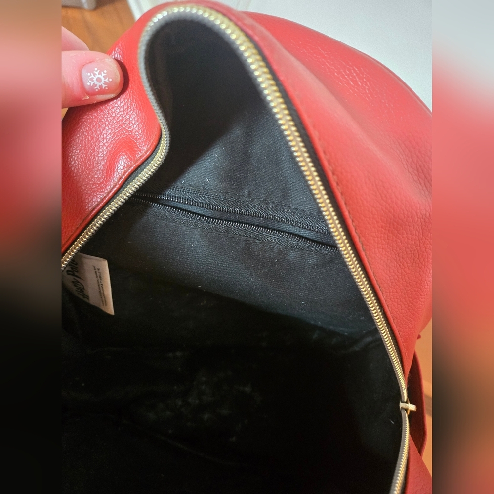 Gryffindor Red Backpack - Picture 2 of 5